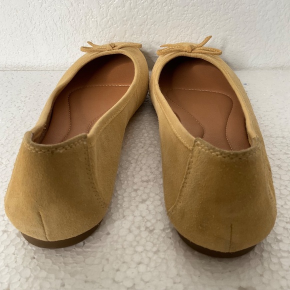 Born Brin natural suede slip on flats with bow size 11M - Picture 4 of 8